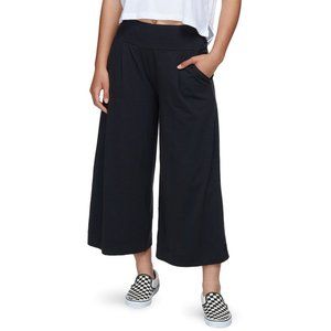 Patagonia NWT Black Kamala Cropped Pants